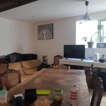 Apartamento Chic Et Relax Montmarault Exterior foto