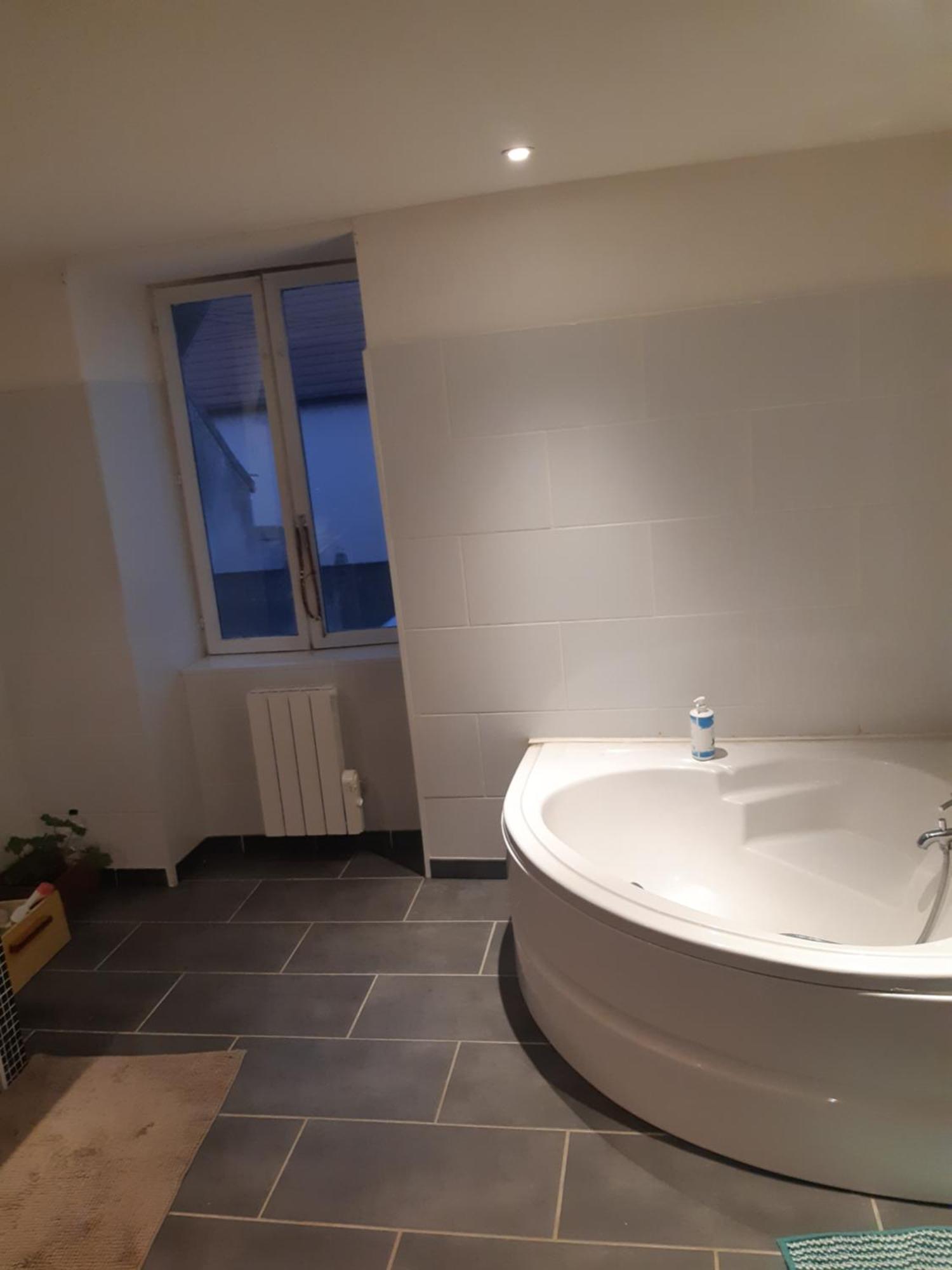 Apartamento Chic Et Relax Montmarault Exterior foto